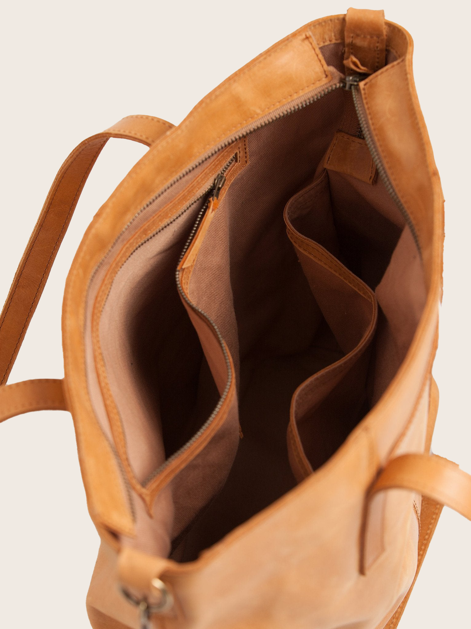 Alem Utility Leather Bag - Versatile Work & Travel Tote - Image 4