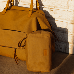 Alternative view of Daughter Dopp Kit